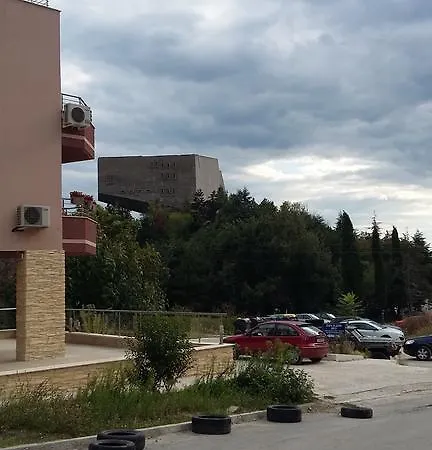 Elena's